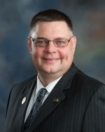 head shot of Luke Woodmansee